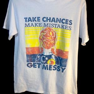 The Magic School Bus 🚌 T-shirt💙💛